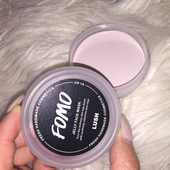 Lush Other - LUSH Fomo Mask